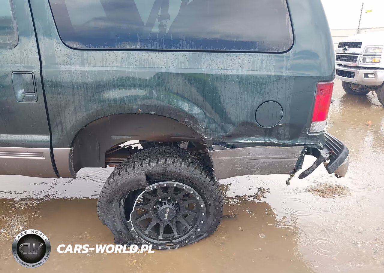 2002 Ford Excursion Xlt VIN:1FMSU41F62EB66502 - 18