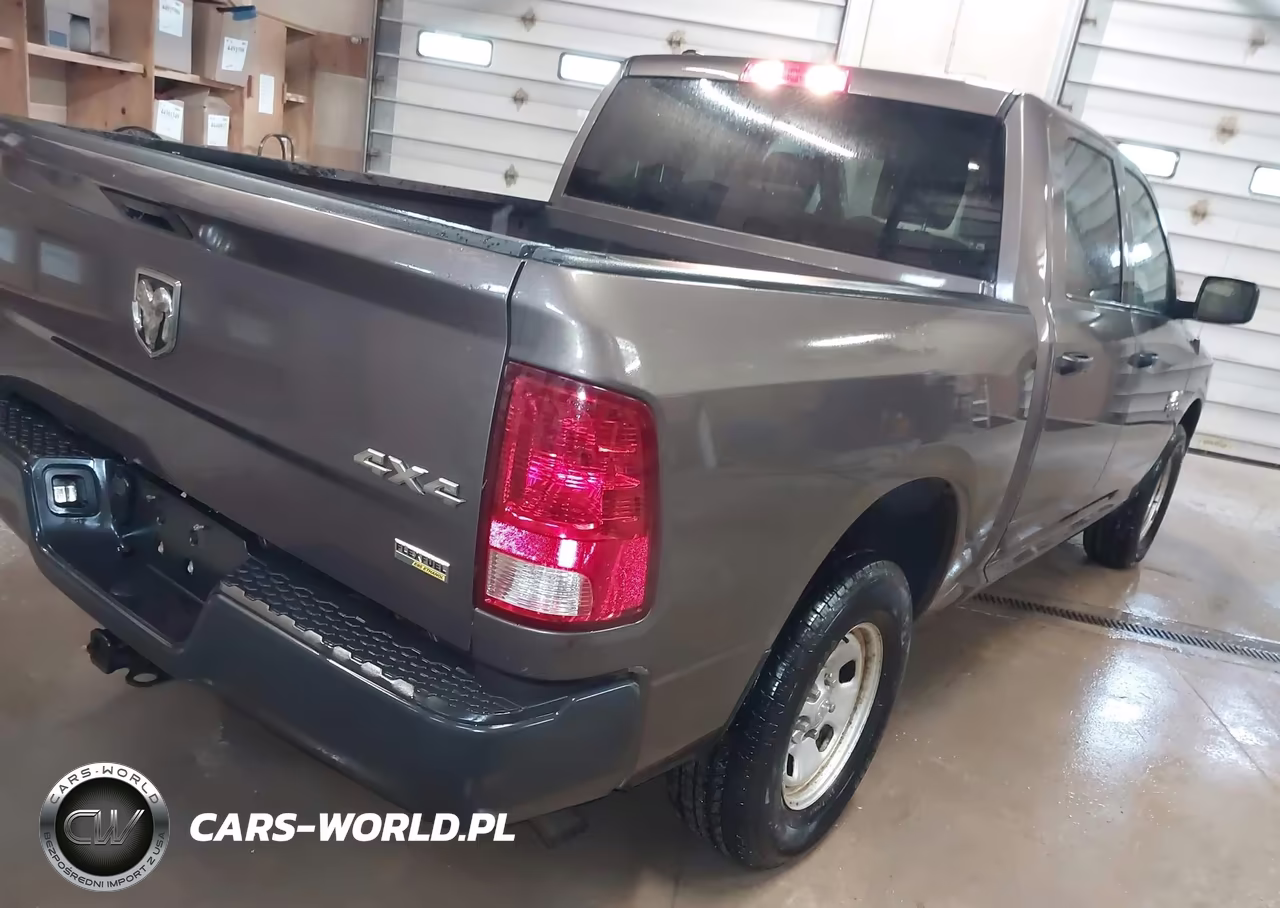 2019 Ram 1500 Classic Tradesman 4X4 5'7 Box VIN:1C6RR7KG5KS634404 - 4