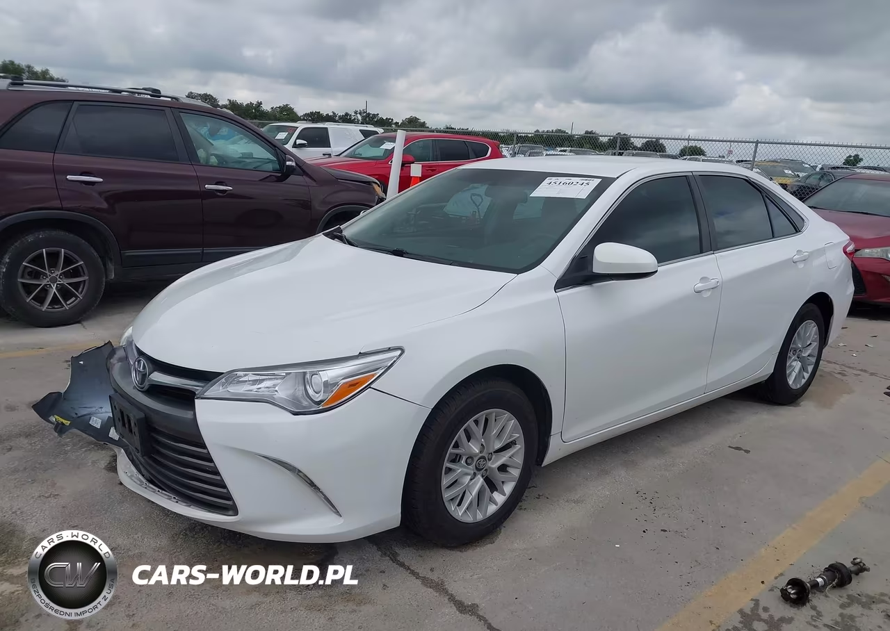 2017 Toyota Camry Le VIN:4T1BF1FK8HU703609 - 2