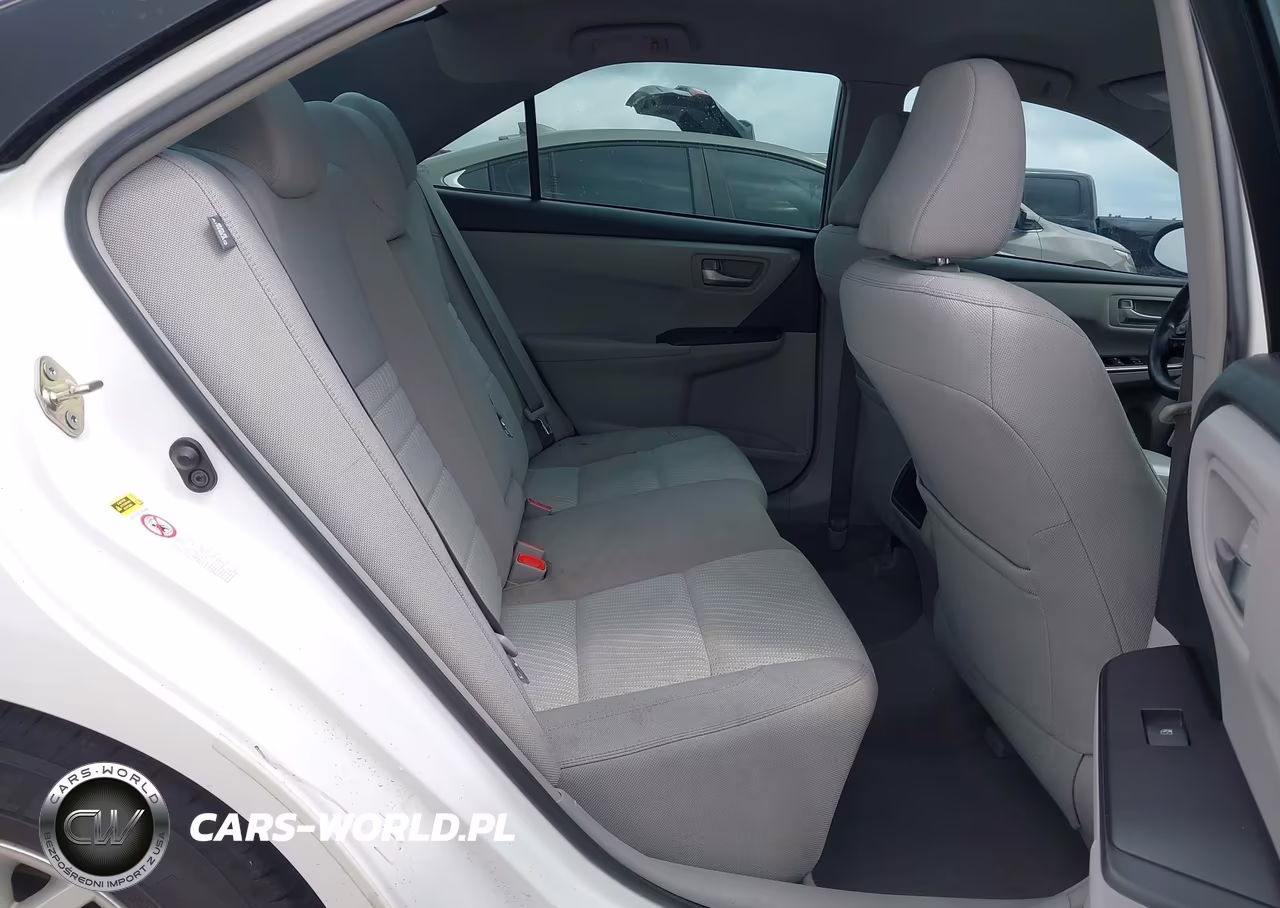 2017 Toyota Camry Le VIN:4T1BF1FK8HU703609 - 8