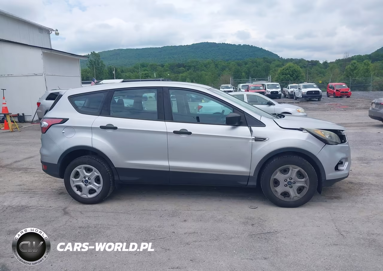 2018 Ford Escape S VIN:1FMCU0F76JUA48162 - 13