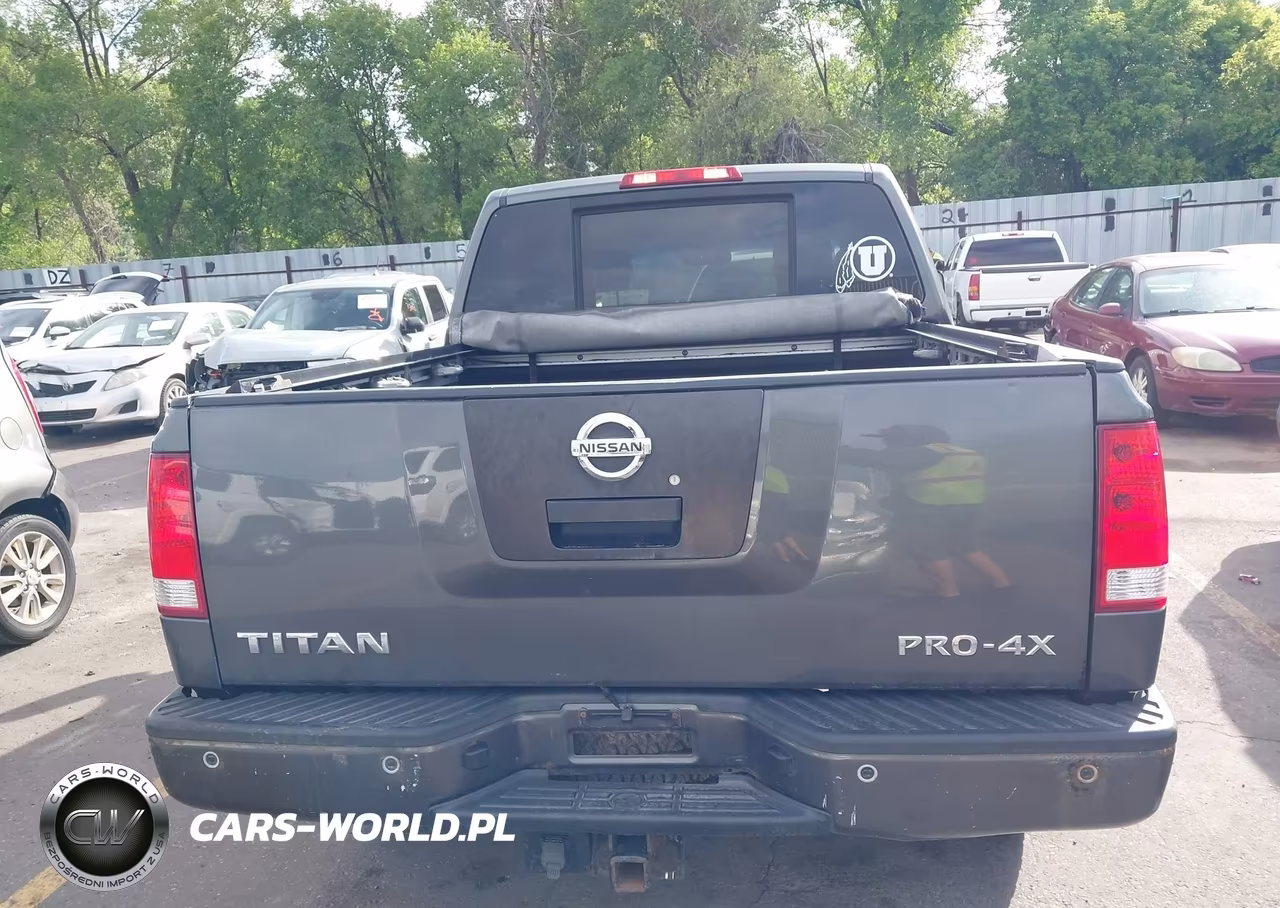 2011 Nissan Titan Pro-4X VIN:1N6AA0EC3BN305452 - 16