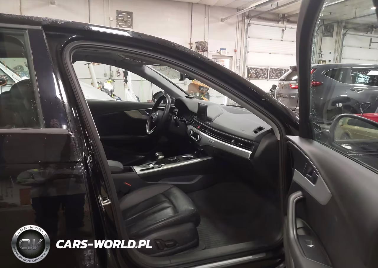 2017 Audi A4 2.0T Premium VIN:WAUANAF4XHN011797 - 5