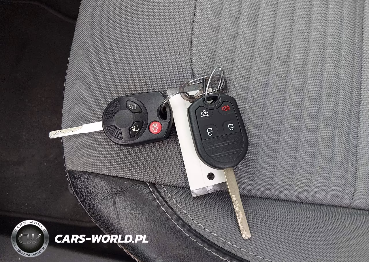 2017 Ford Escape Se VIN:1FMCU0GD3HUC44171 - 11