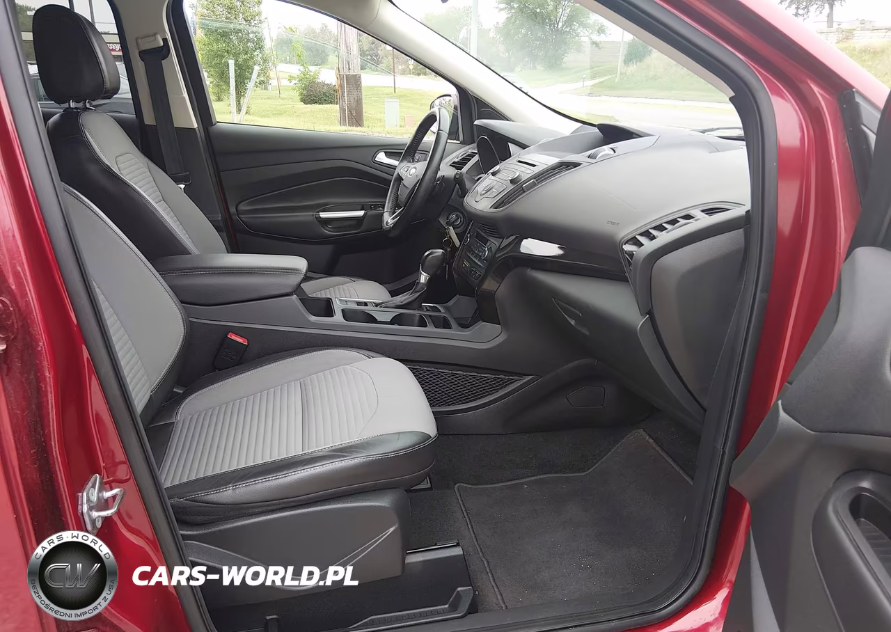 2017 Ford Escape Se VIN:1FMCU0GD3HUC44171 - 5