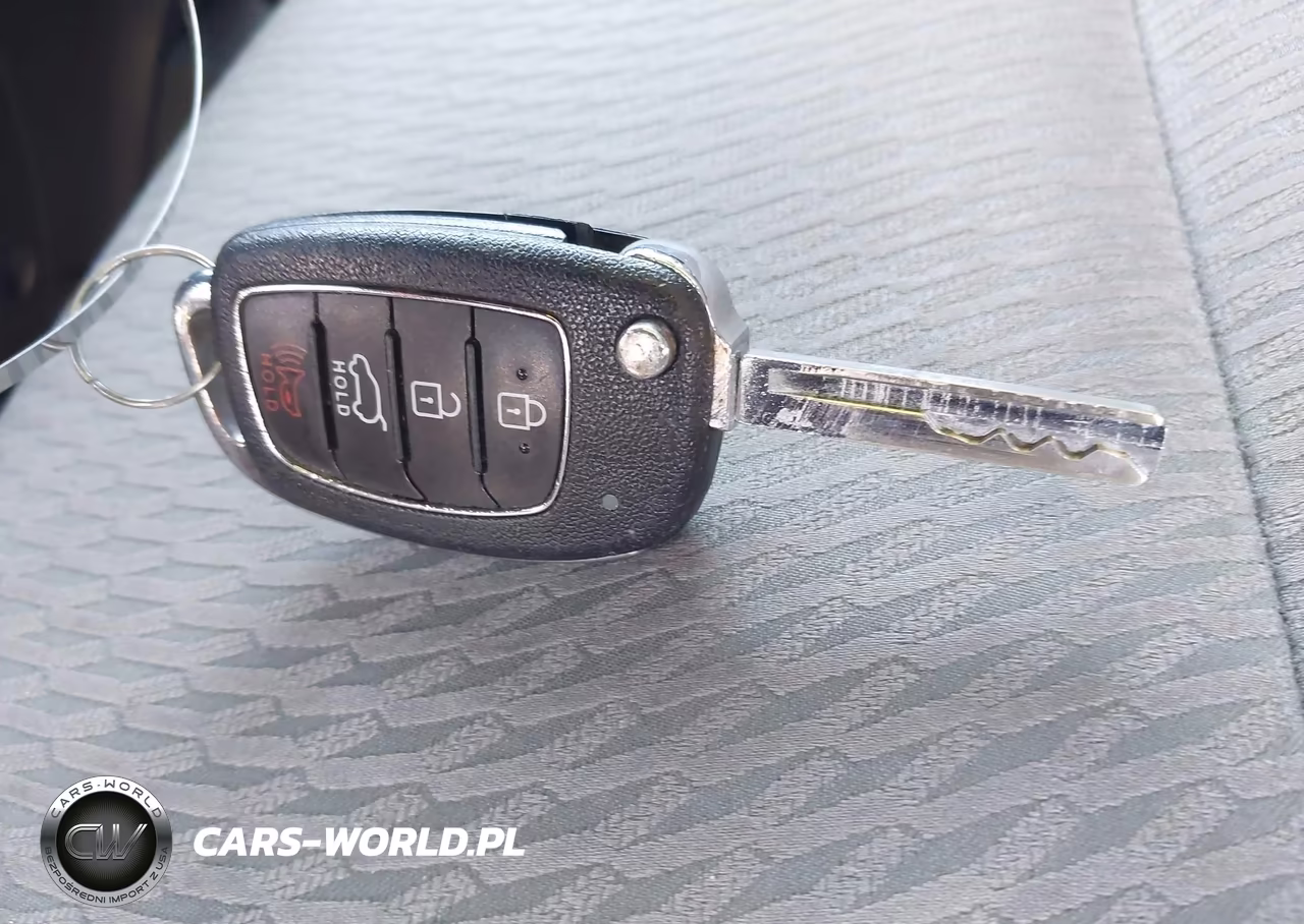 2017 Hyundai Santa Fe Se VIN:KM8SM4HF2HU169756 - 11