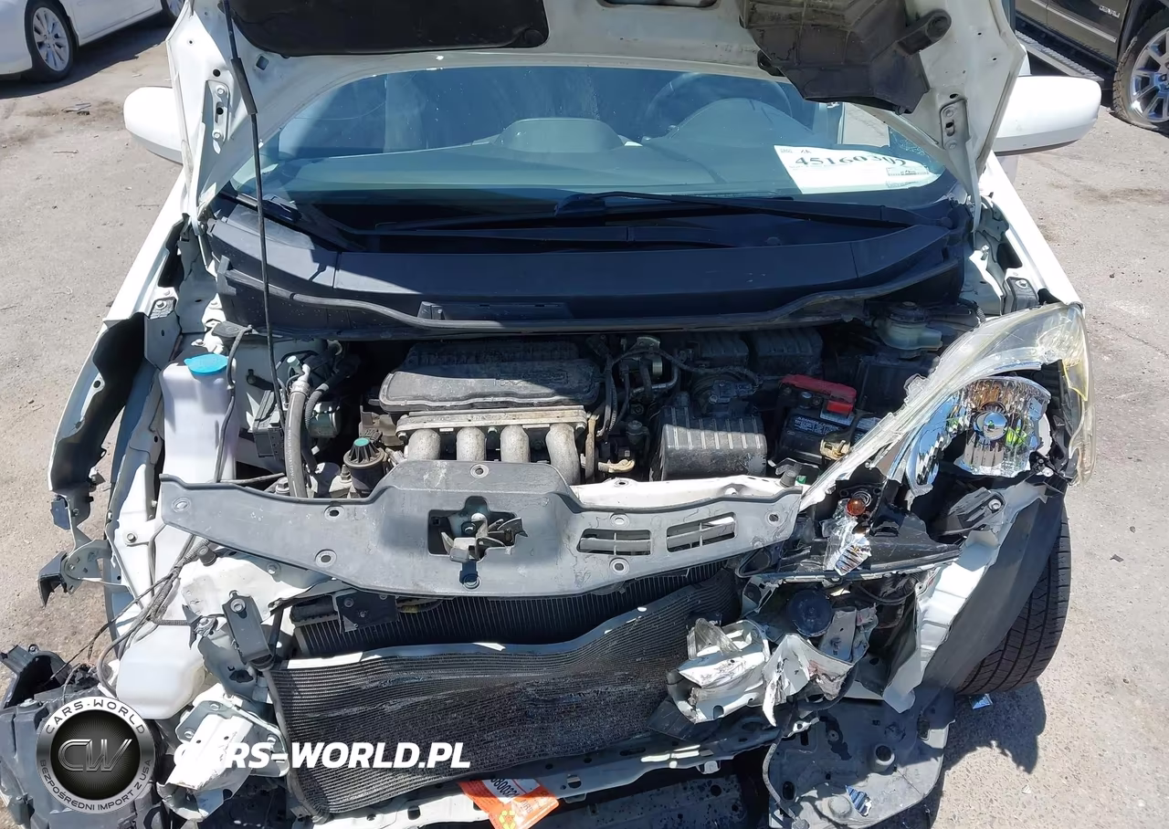 2010 Honda Fit Sport VIN:JHMGE8G40AS006473 - 10