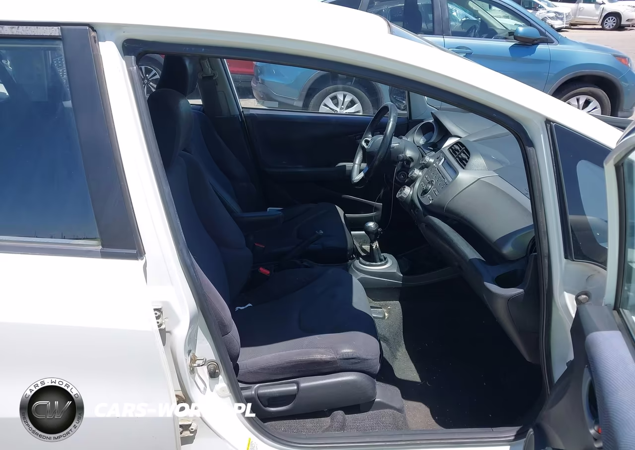 2010 Honda Fit Sport VIN:JHMGE8G40AS006473 - 5