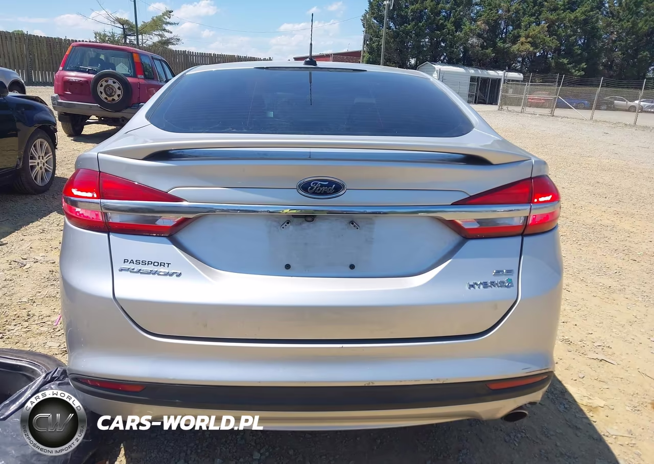 2017 Ford Fusion Hybrid Se VIN:3FA6P0LU5HR382175 - 17