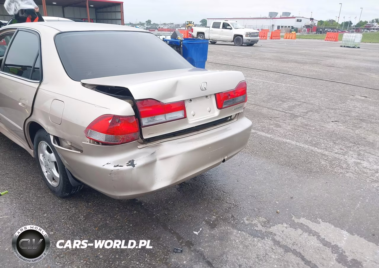 2000 Honda Accord 2.3 Ex VIN:1HGCG5667YA111282 - 6