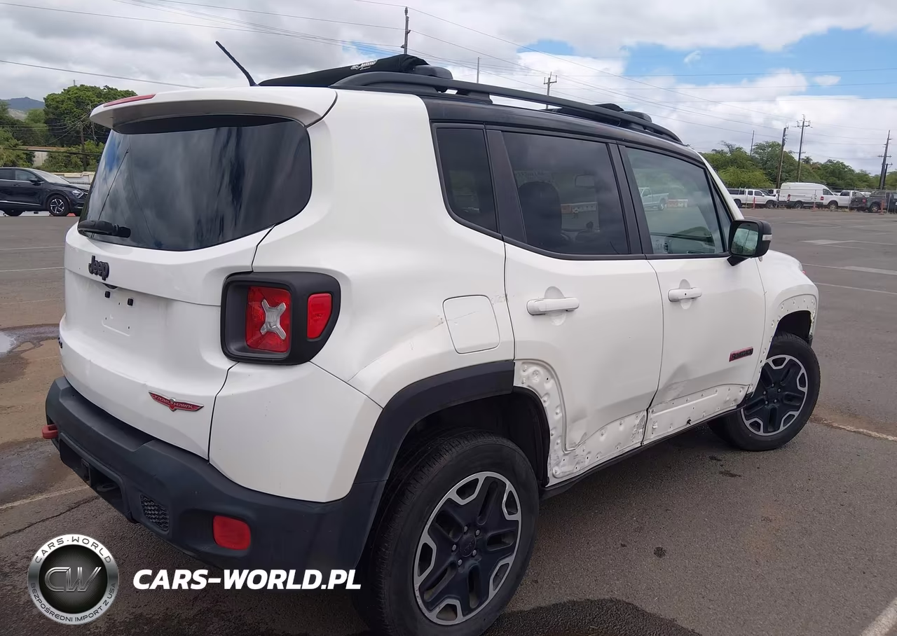 2016 Jeep Renegade Trailhawk VIN:ZACCJBCT6GPD19483 - 4