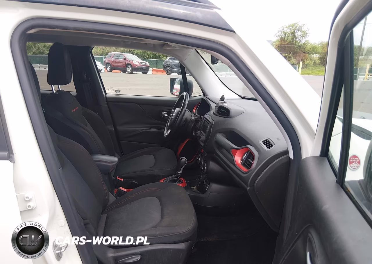 2016 Jeep Renegade Trailhawk VIN:ZACCJBCT6GPD19483 - 5