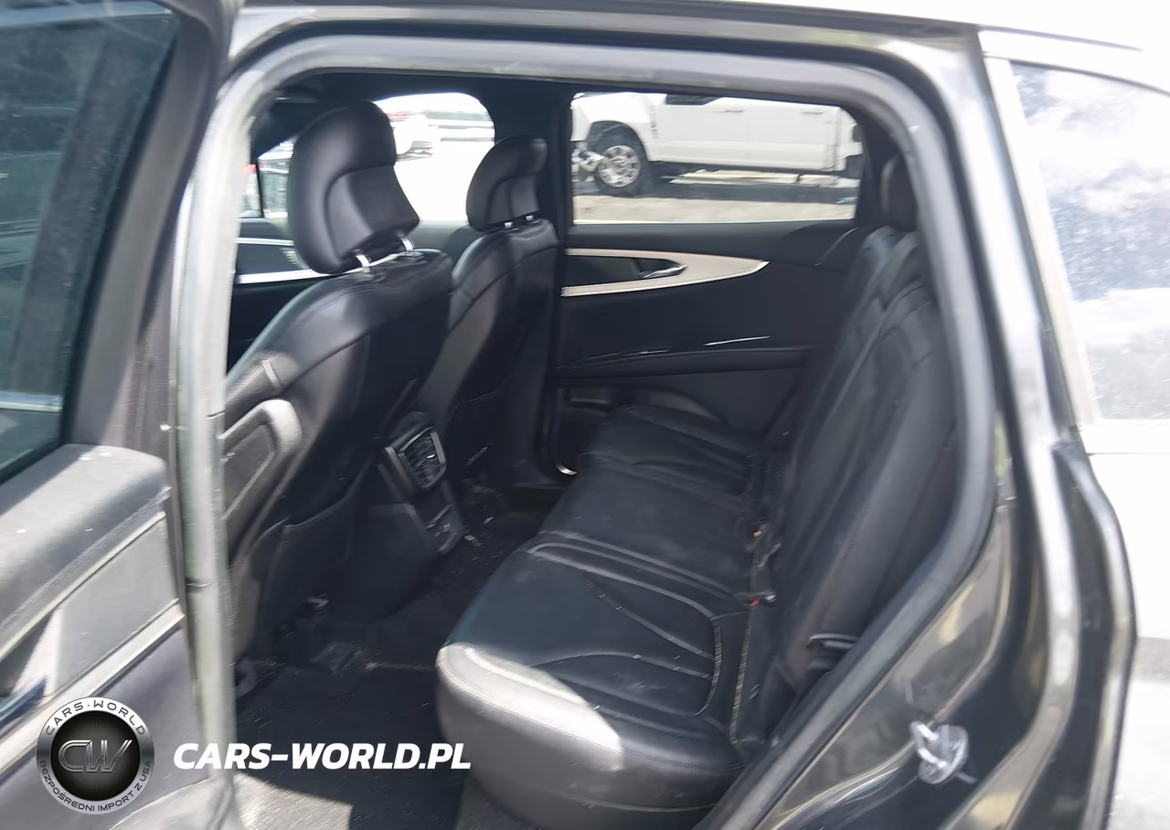 2019 Lincoln Nautilus Standard VIN:2LMPJ6J93KBL65334 - 8