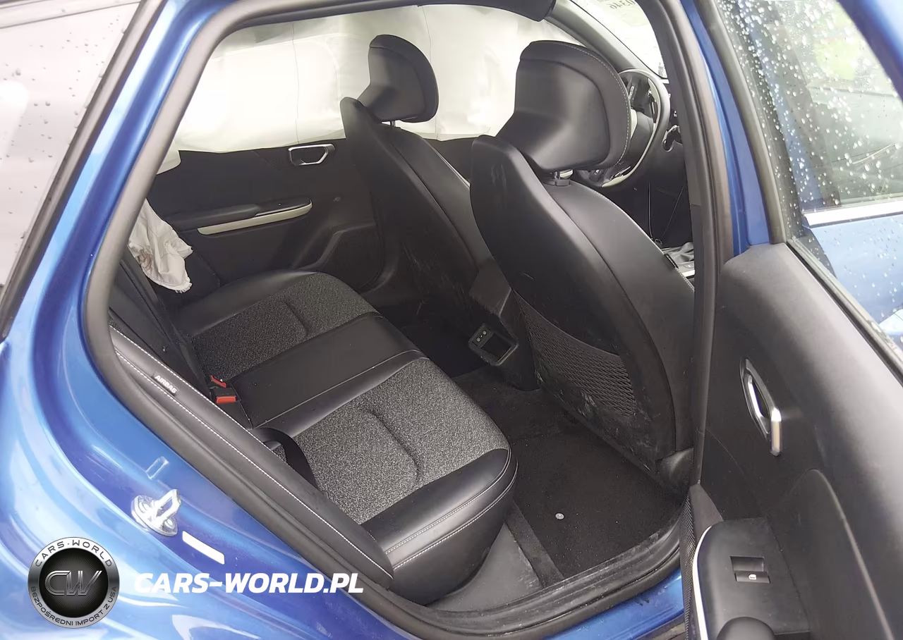 2025 Kia K4 Gt-Line VIN:3KPFW4DE5SE156776 - 8