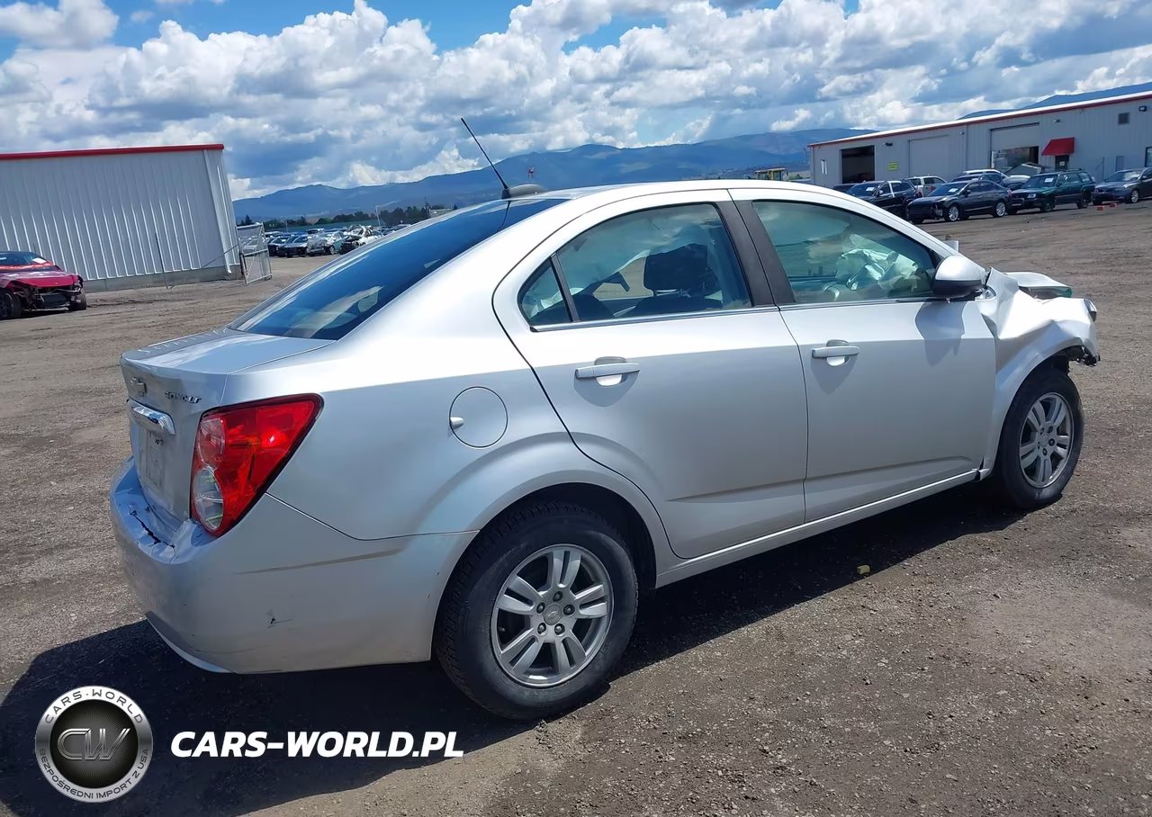 2015 Chevrolet Sonic Lt Auto VIN:1G1JC5SG1F4194714 - 4