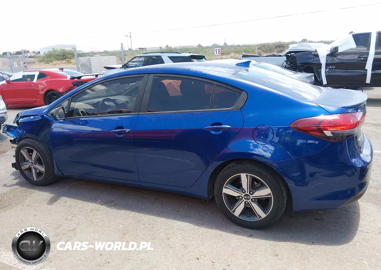 2018 Kia Forte S VIN:3KPFL4A74JE242948 - 15