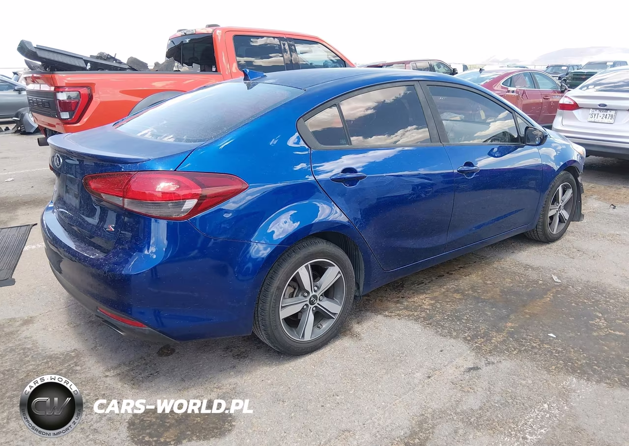 2018 Kia Forte S VIN:3KPFL4A74JE242948 - 4