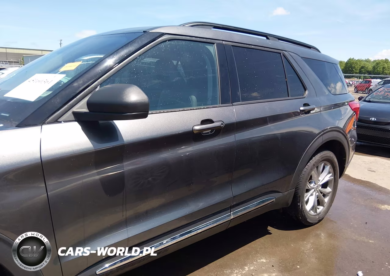 2020 Ford Explorer Xlt VIN:1FMSK8DH8LGC43385 - 14