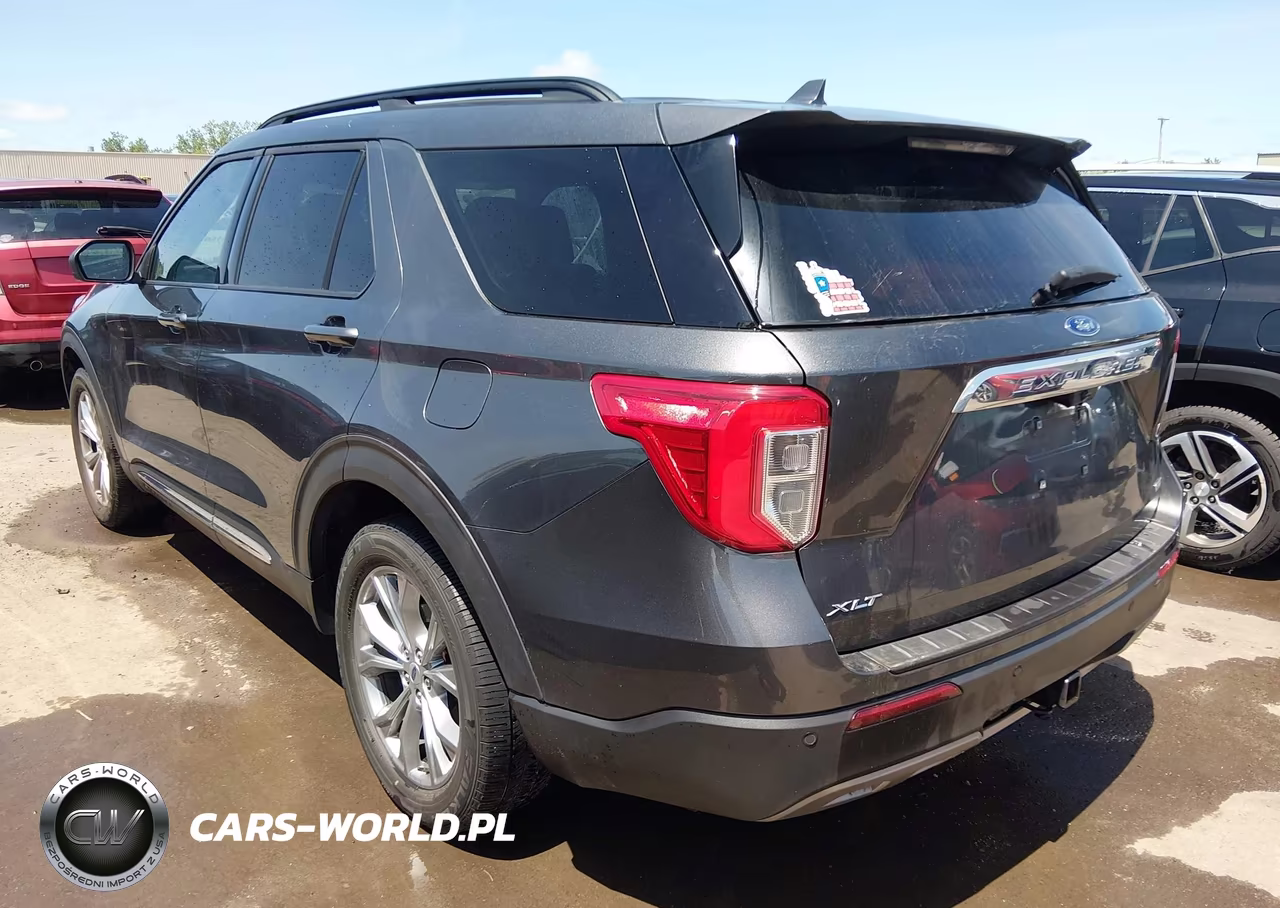 2020 Ford Explorer Xlt VIN:1FMSK8DH8LGC43385 - 3