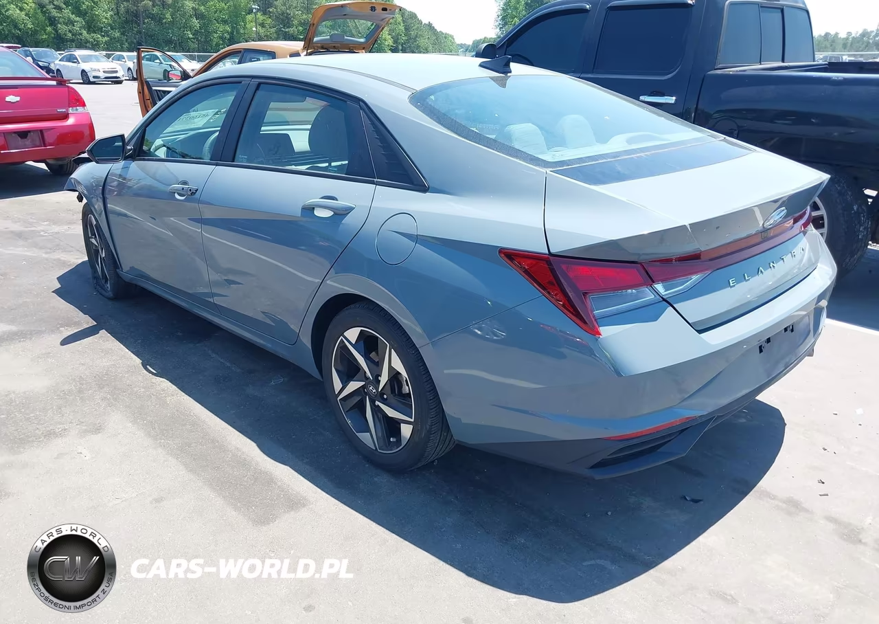 2023 Hyundai Elantra Sel VIN:KMHLS4AG4PU440988 - 3