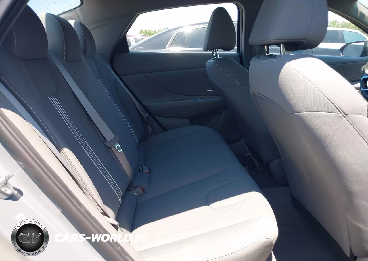2023 Hyundai Elantra Sel VIN:KMHLS4AG4PU440988 - 8