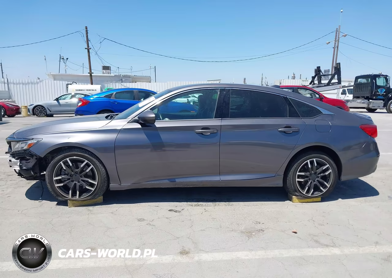 2018 Honda Accord Sport VIN:1HGCV1F35JA263992 - 15