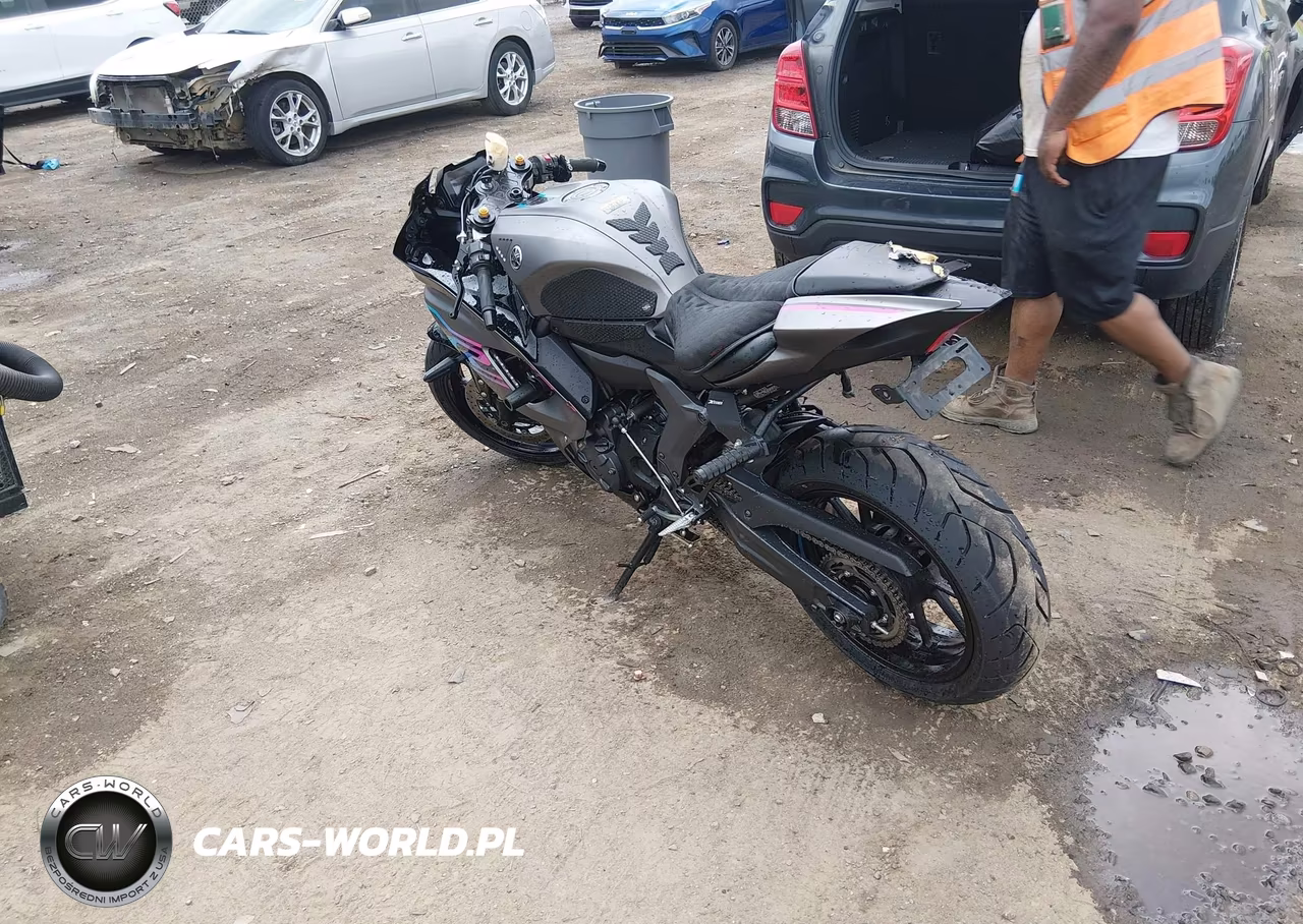 2024 Yamaha Yzfr7 VIN:JYARM38E4RA014306 - 3