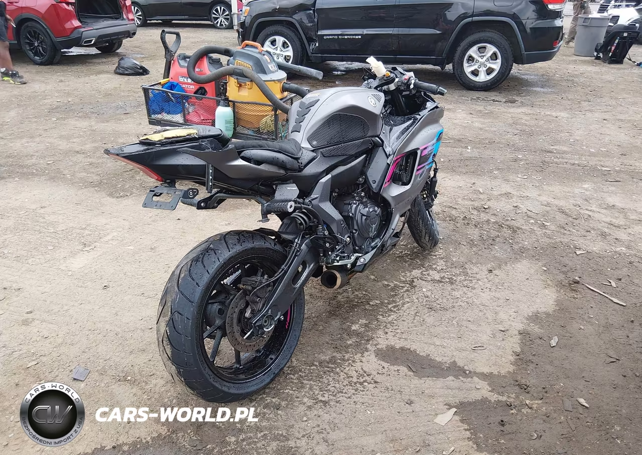 2024 Yamaha Yzfr7 VIN:JYARM38E4RA014306 - 4