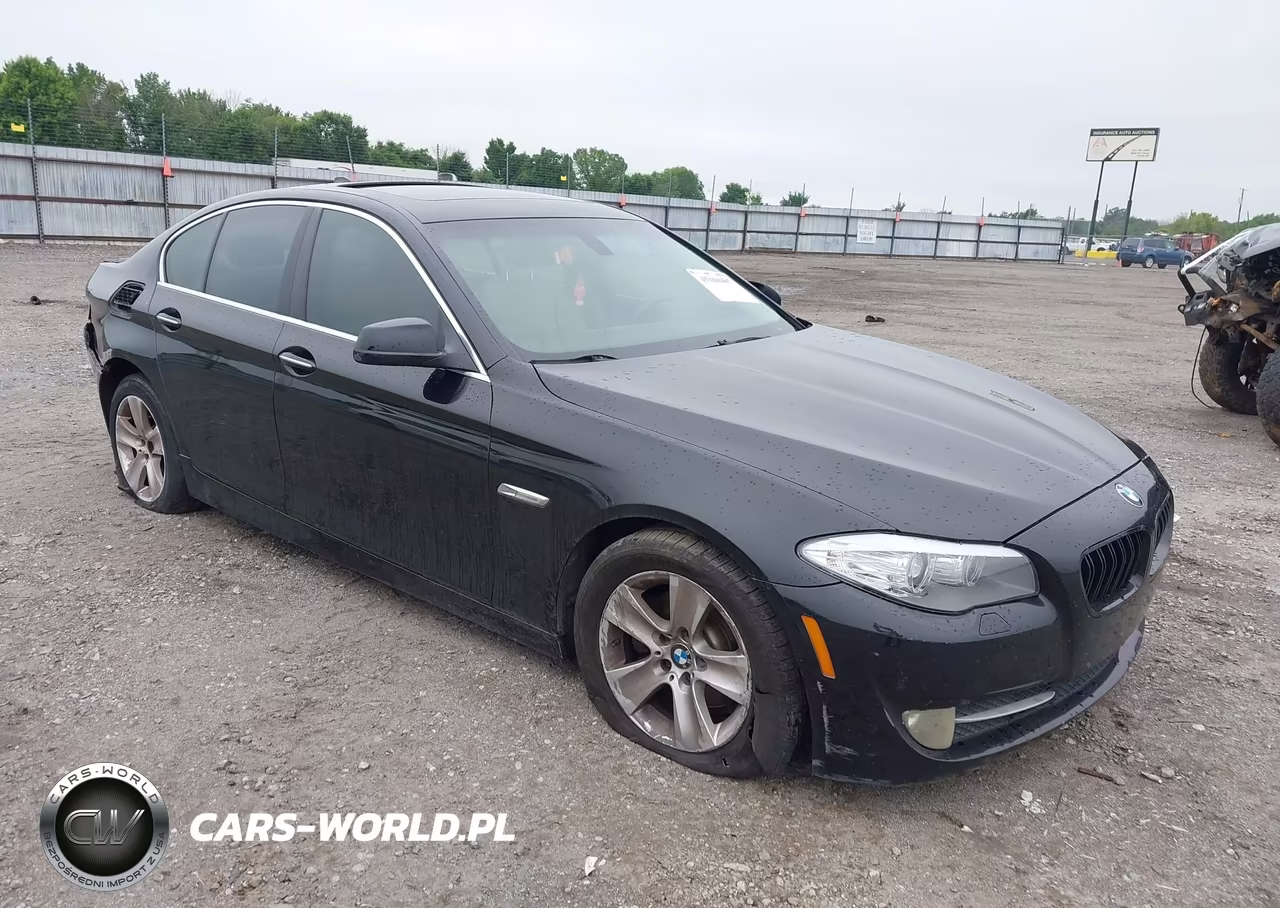 2011 BMW 528I