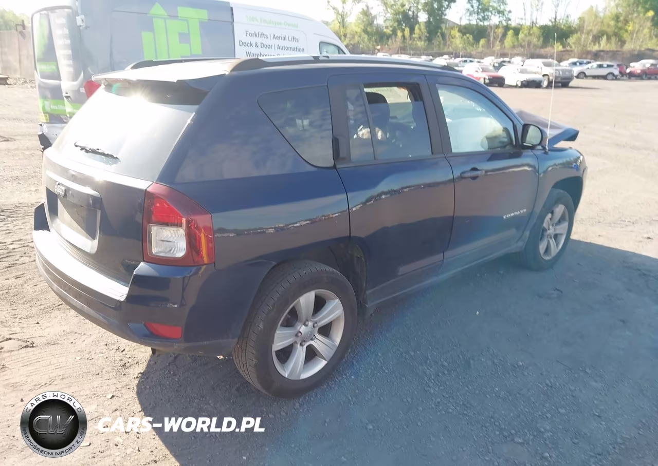 2015 Jeep Compass Sport VIN:1C4NJDBB2FD280269 - 4