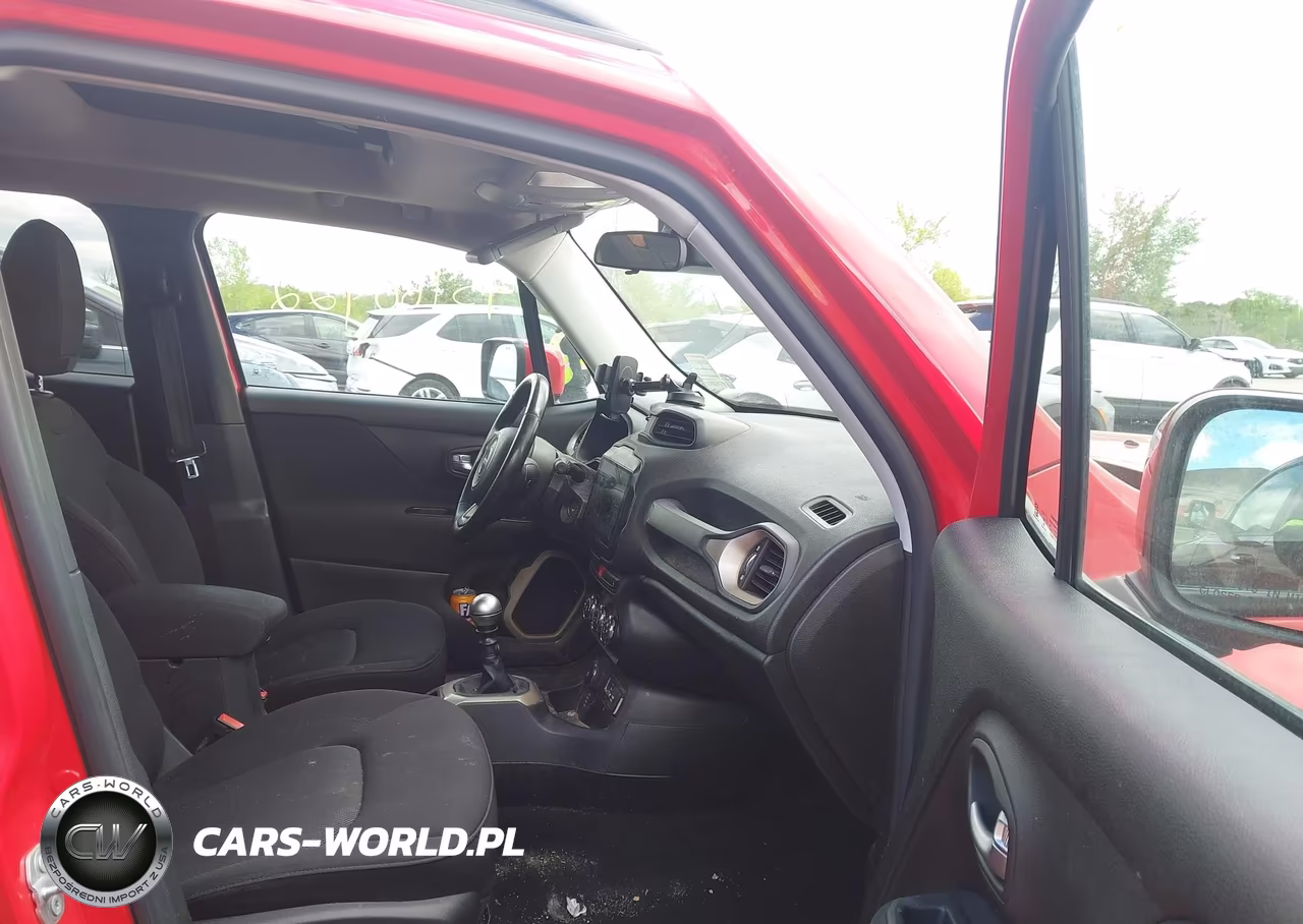 2015 Jeep Renegade Latitude VIN:ZACCJBBH3FPB95653 - 5