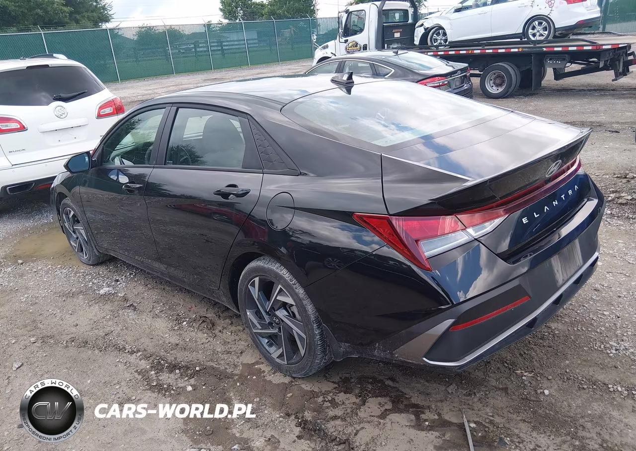 2025 Hyundai Elantra Sel Sport VIN:KMHLM4DG4SU060063 - 3