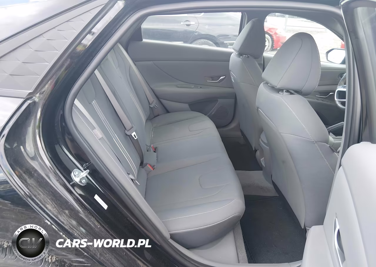 2025 Hyundai Elantra Sel Sport VIN:KMHLM4DG4SU060063 - 8