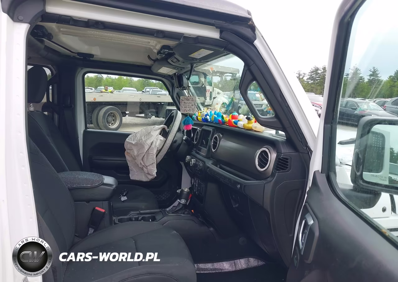 2021 Jeep Wrangler Unlimited Sport S 4X4 VIN:1C4HJXDN3MW630497 - 5