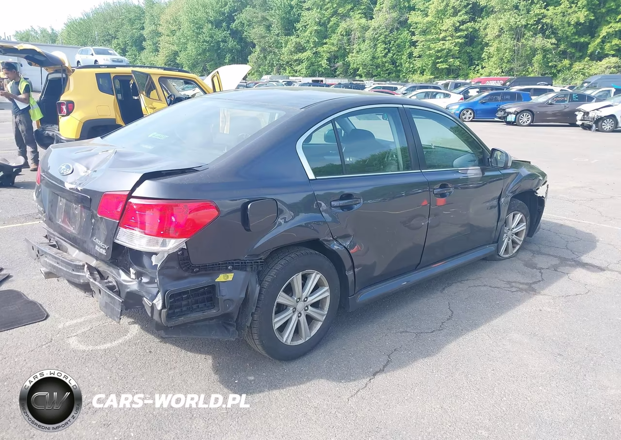 2011 Subaru Legacy 2.5I Premium VIN:4S3BMBC69B3260312 - 4
