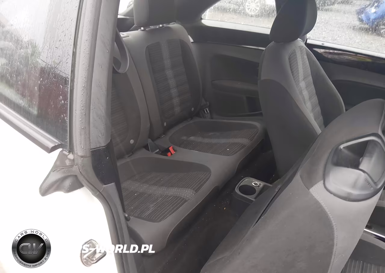 2012 Volkswagen Beetle 2.0T VIN:3VW4A7AT0CM634598 - 8