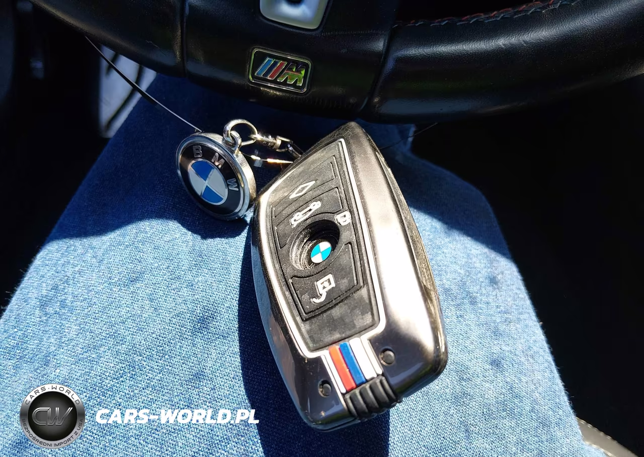 2018 BMW M3 VIN:WBS8M9C52J5L00669 - 11