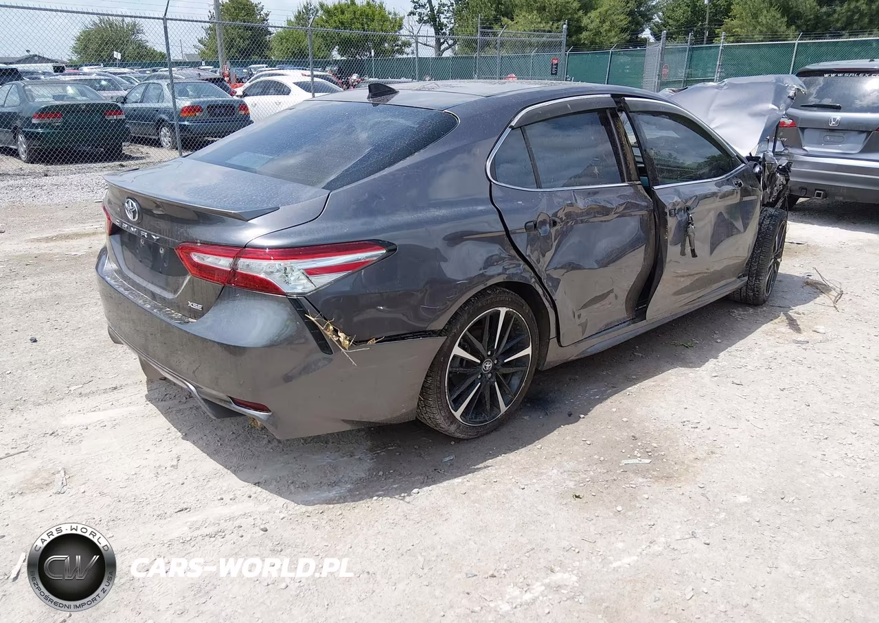 2020 Toyota Camry Xse VIN:4T1K61AK7LU940821 - 4
