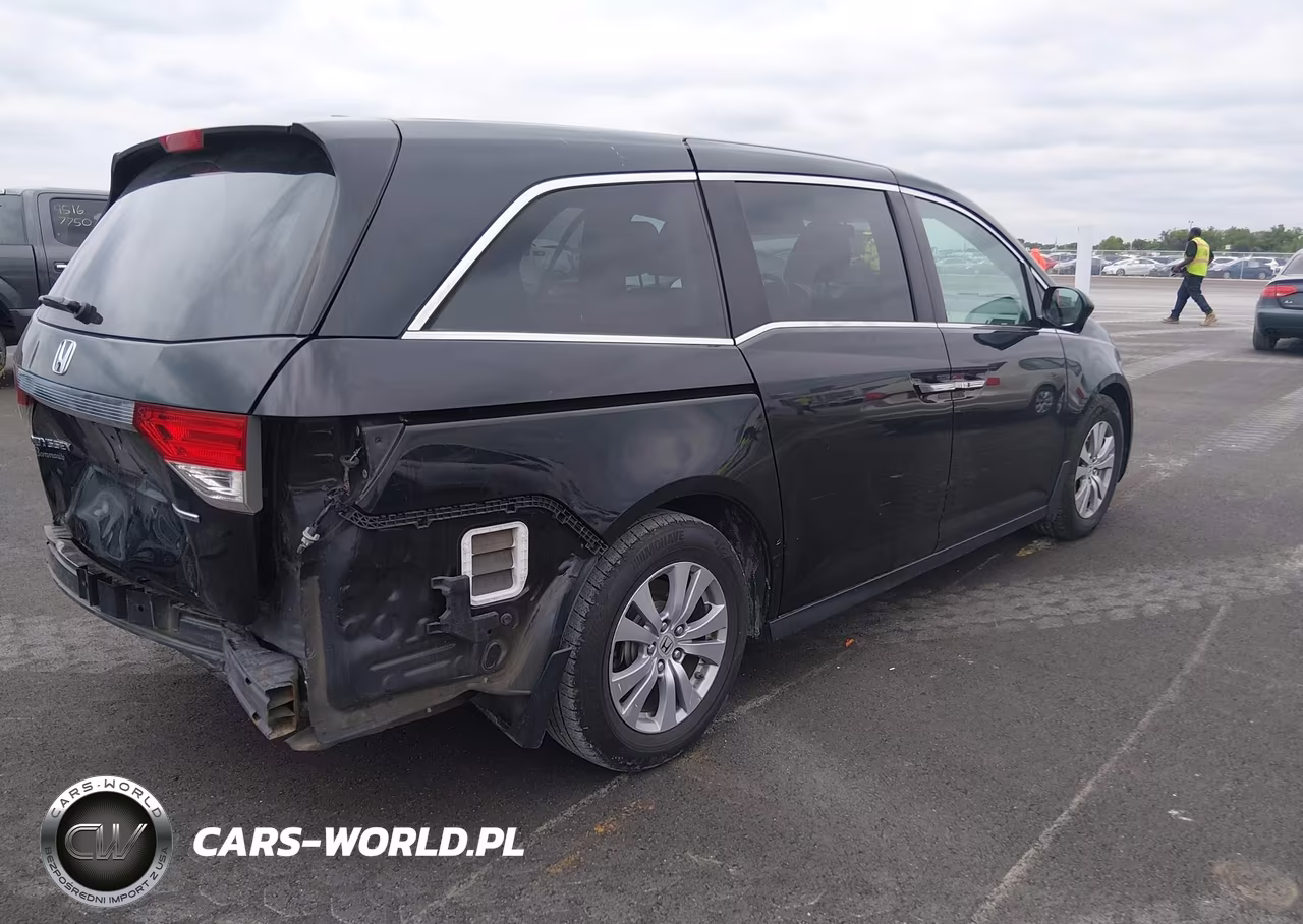 2016 Honda Odyssey Se VIN:5FNRL5H37GB075932 - 4