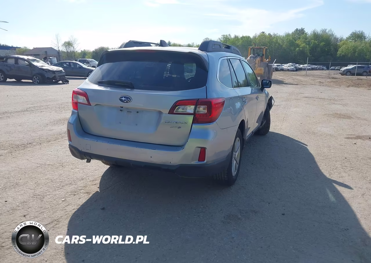 2016 Subaru Outback 2.5I Premium VIN:4S4BSAFC6G3333656 - 4