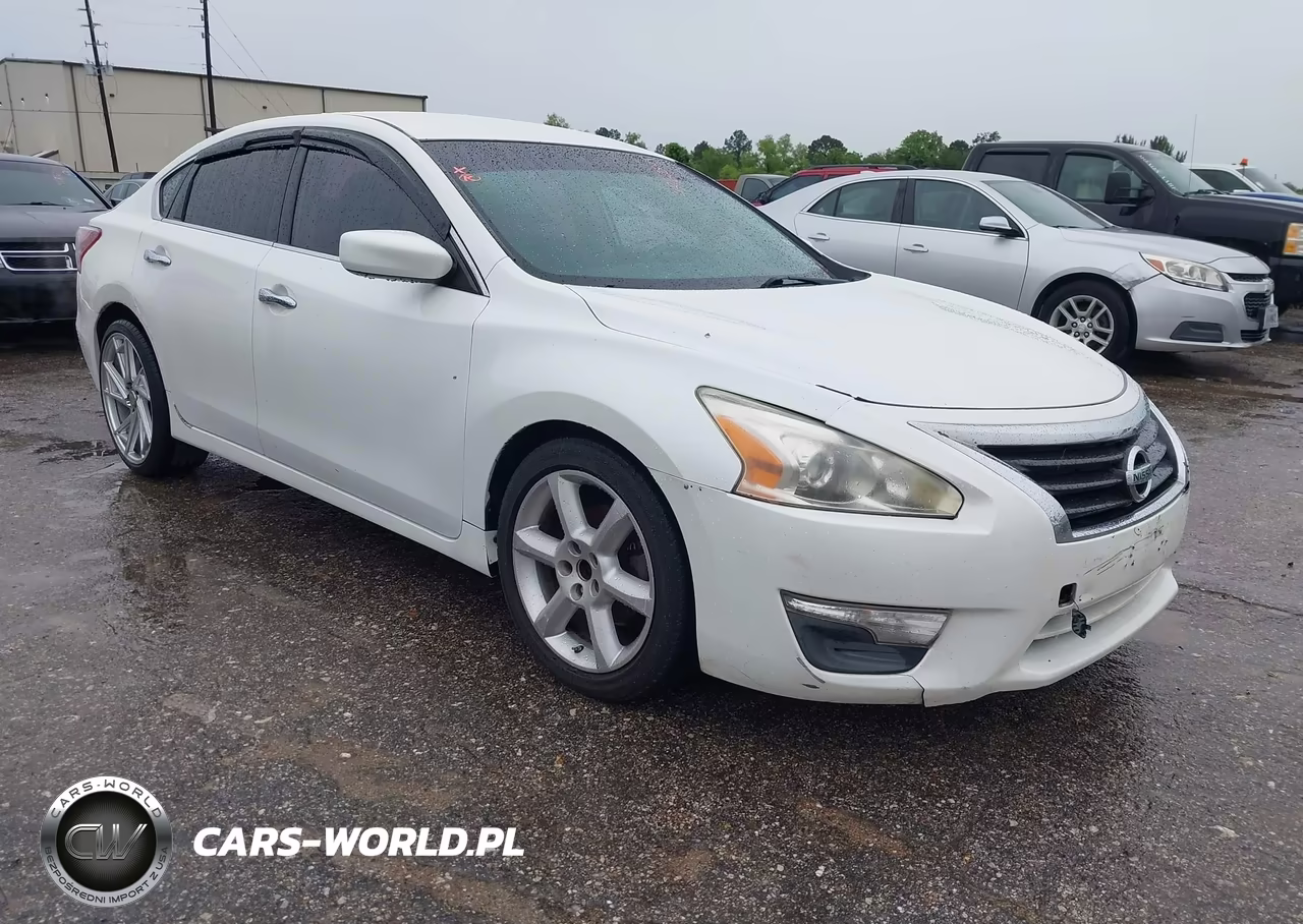 2013 Nissan Altima 2.5 S – zdjęcie 1 z 12
