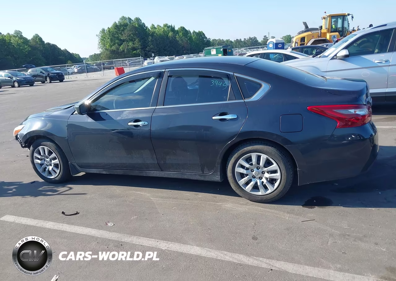 2018 Nissan Altima 2.5 S VIN:1N4AL3AP1JC476661 - 14