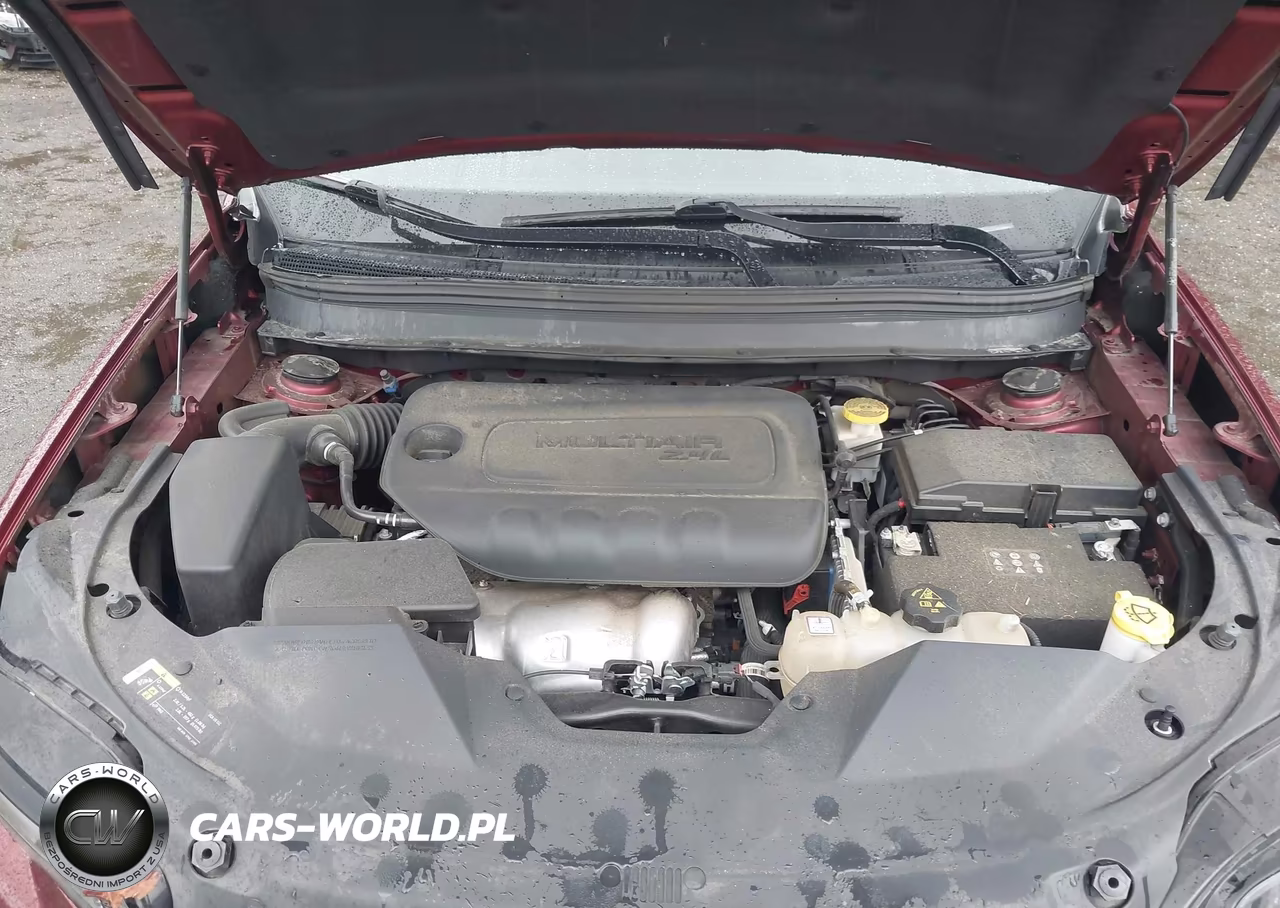 2019 Jeep Cherokee Latitude 4X4 VIN:1C4PJMCB2KD472891 - 10