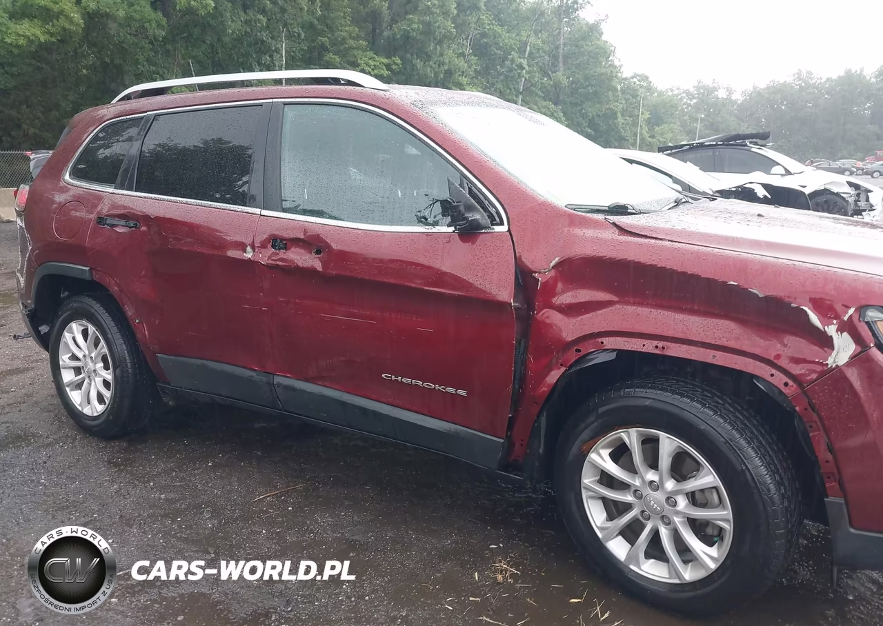 2019 Jeep Cherokee Latitude 4X4 VIN:1C4PJMCB2KD472891 - 6