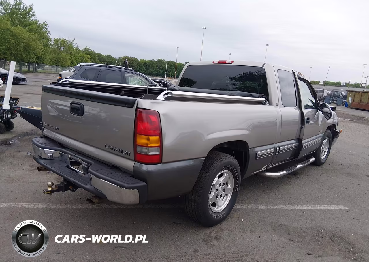 2000 Chevrolet Silverado 1500 Ls VIN:2GCEC19TXY1357203 - 4
