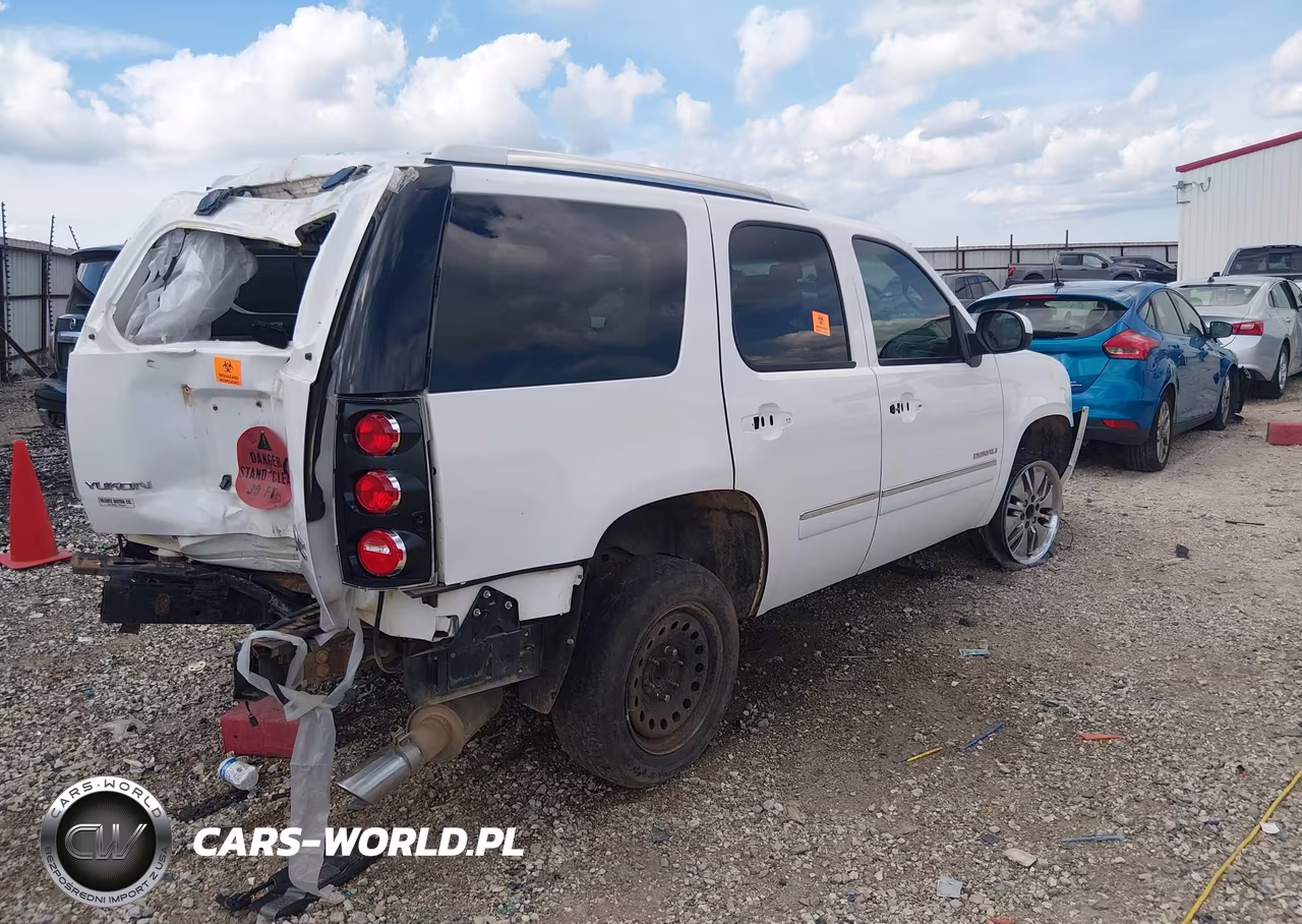 2013 GMC Yukon Denali VIN:1GKS1EEFXDR358664 - 4