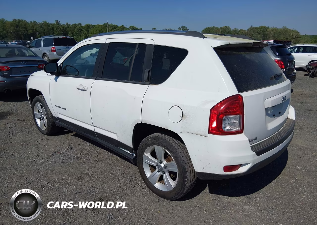 2012 Jeep Compass Sport VIN:1C4NJDBB3CD669644 - 3