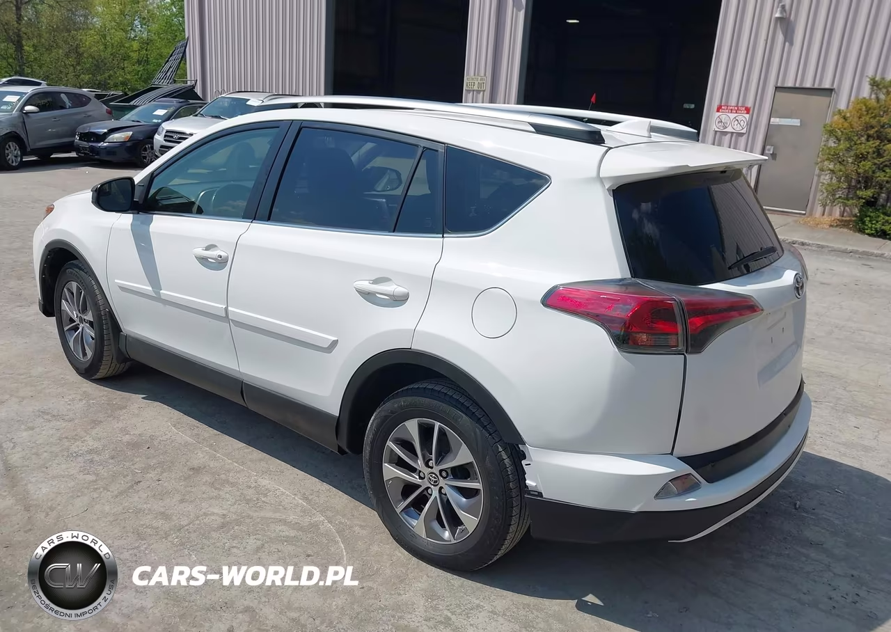 2017 Toyota Rav4 Hybrid Xle VIN:JTMRJREV0HD106790 - 3
