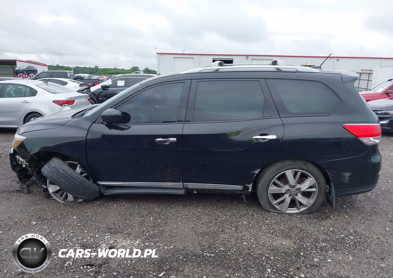 2016 Nissan Pathfinder Platinum VIN:5N1AR2MMXGC671425 - 13