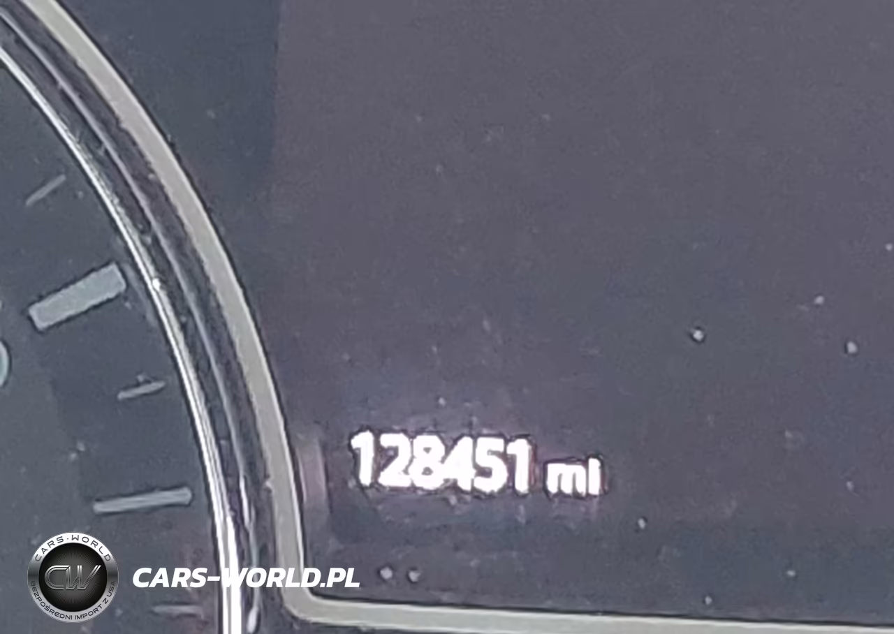 2016 Nissan Pathfinder Platinum VIN:5N1AR2MMXGC671425 - 14